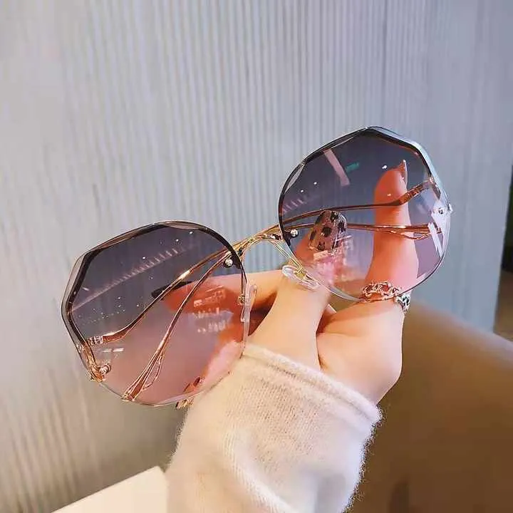 نظارات شمسية نسائية  Women's sunglasses