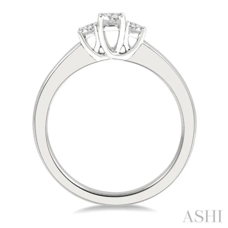 1/4 ctw Round Cut Diamond Three-Stone Ring in 14K White Gold
