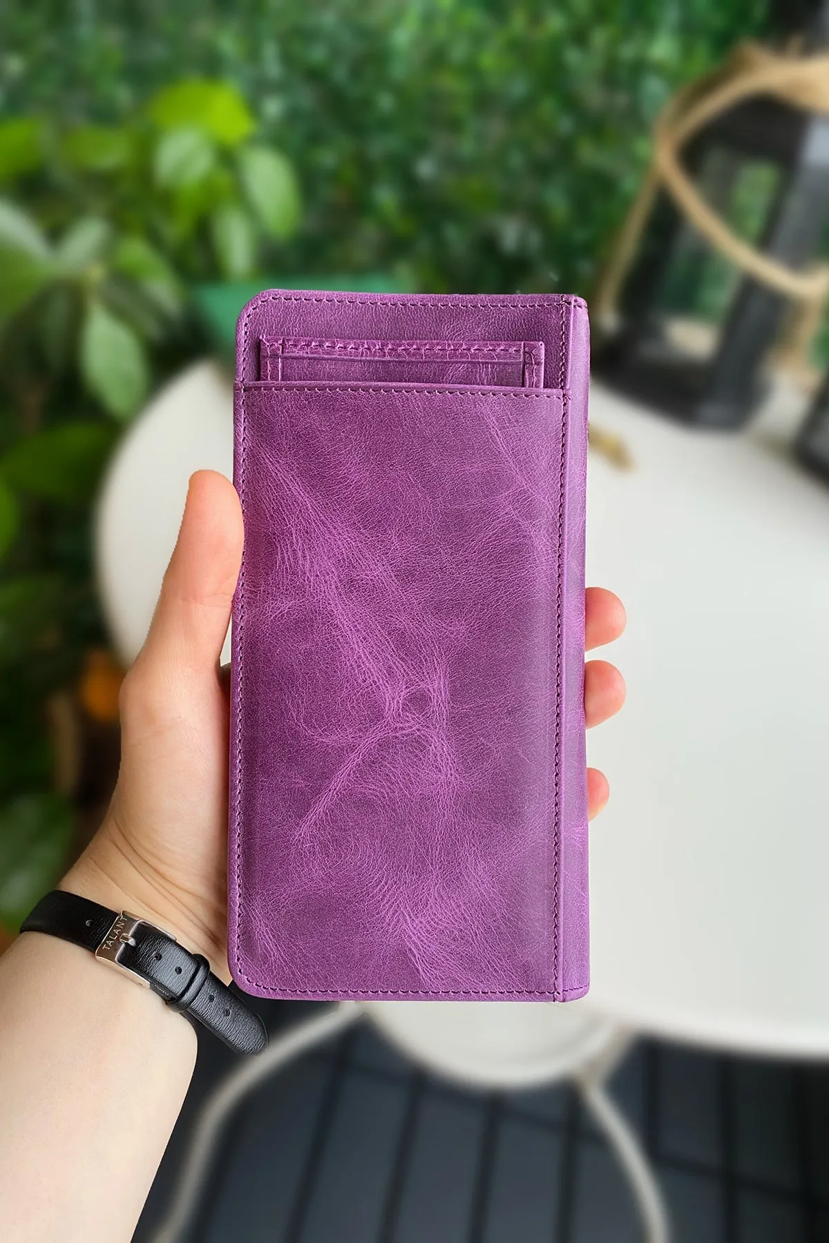 Boston - Genuine Leather Wallet with Phone Socket and Kangaroo Compartment