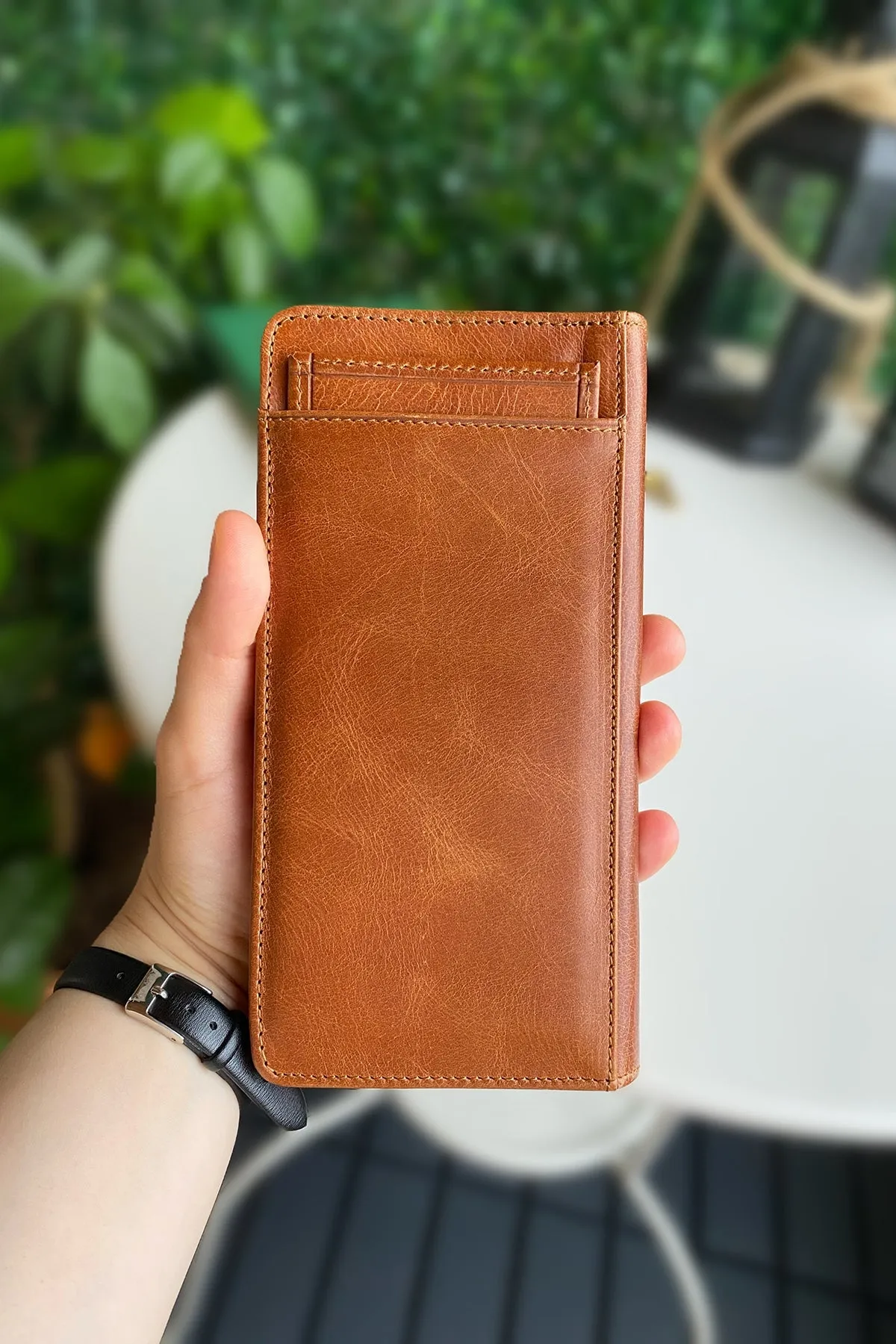 Boston - Genuine Leather Wallet with Phone Socket and Kangaroo Compartment