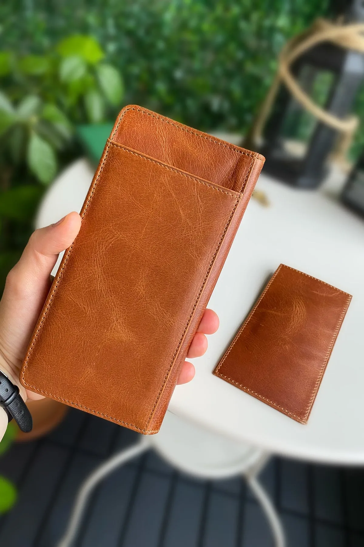 Boston - Genuine Leather Wallet with Phone Socket and Kangaroo Compartment