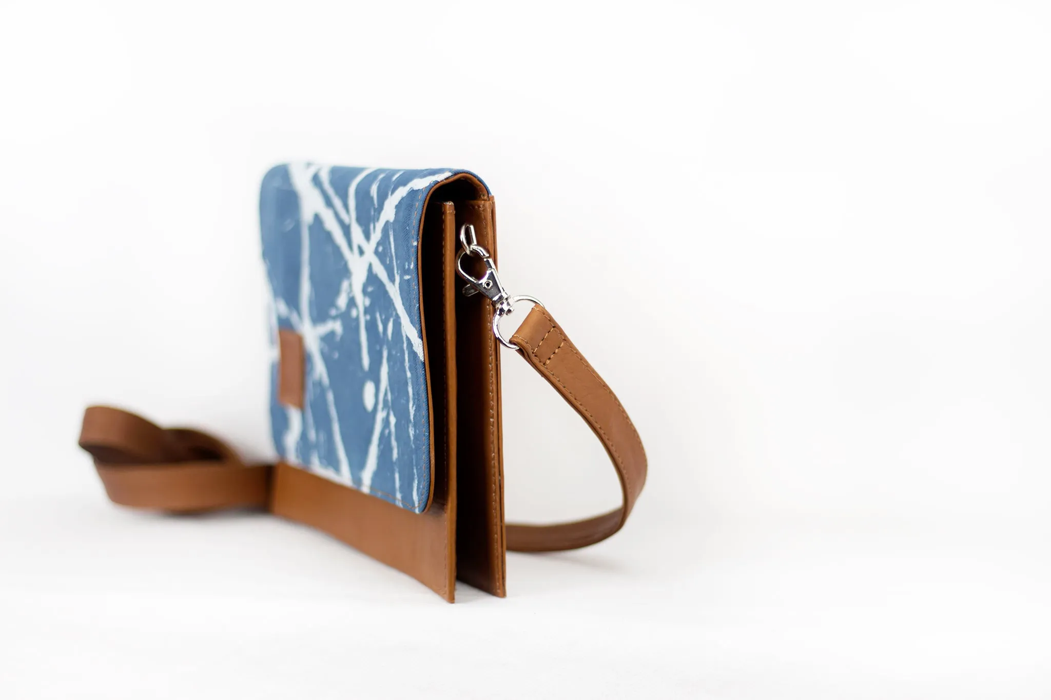 Clutch Purse - Cross Body - Collide