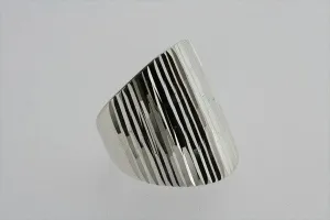diamond stripe long signet ring