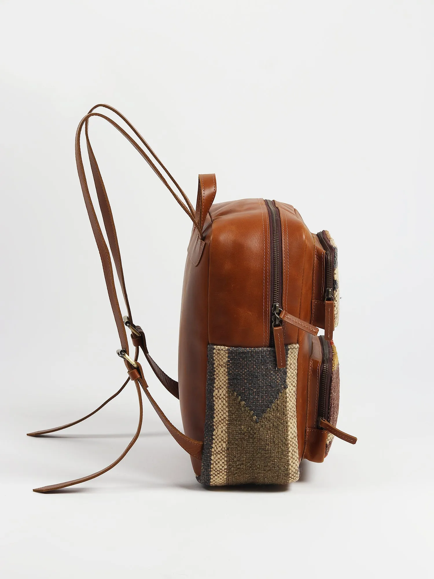 SABRE  - LEATHER AND KILIM BACKPACK