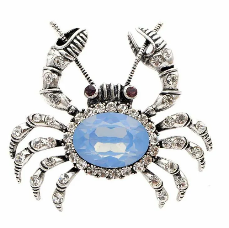 Stunning vintage look silver plated cream crab designer brooch broach pin b55s
