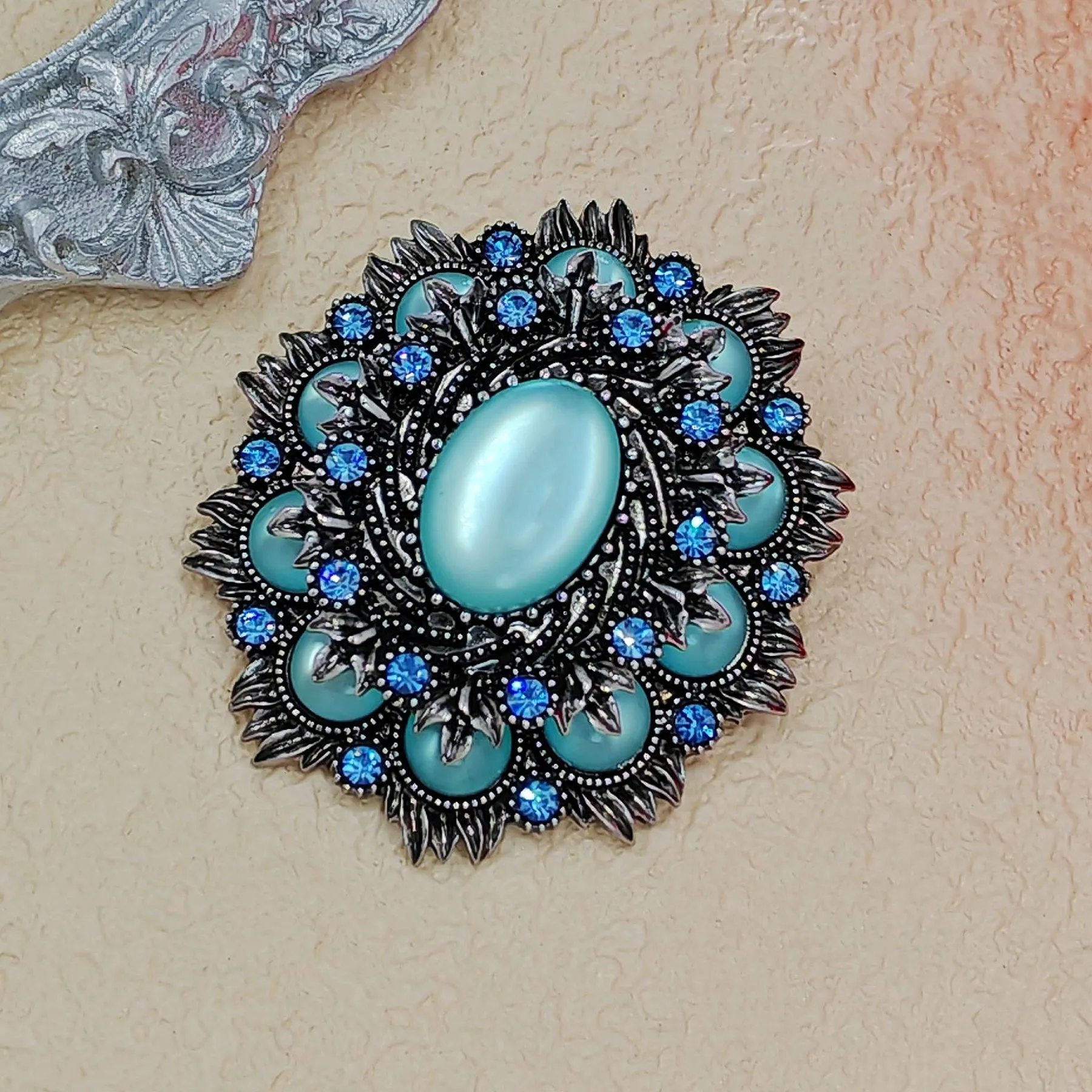 Vintage Stylish Silver & Imitate Blue Oval Flower Brooch Pin for Women